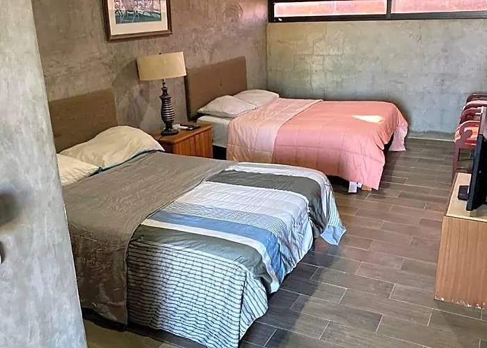 Hotel Oyo Aeropuerto 2*